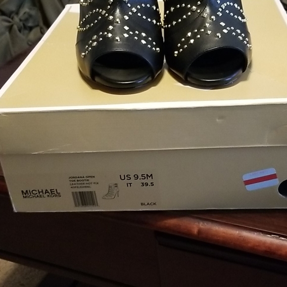 Michael Kors Jordana Open Toe Booties Size 9.5m - Picture 2 of 8